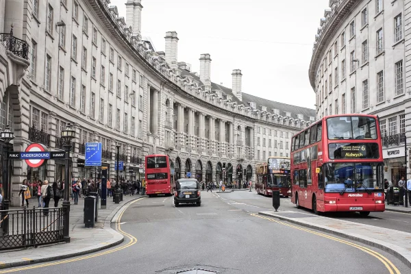 bus in central london